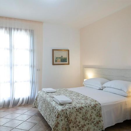 Olive Garden House Villa Borgagne Buitenkant foto