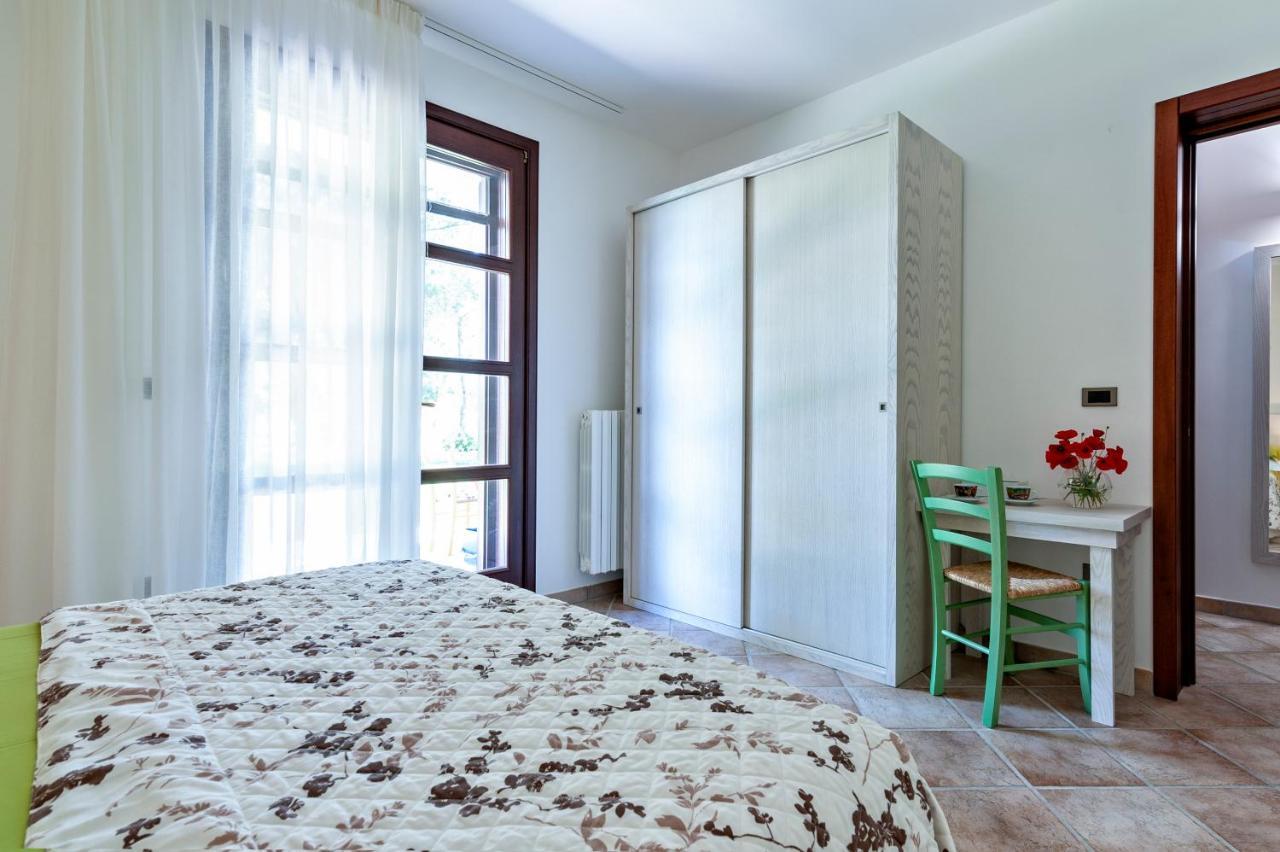 Olive Garden House Villa Borgagne Buitenkant foto